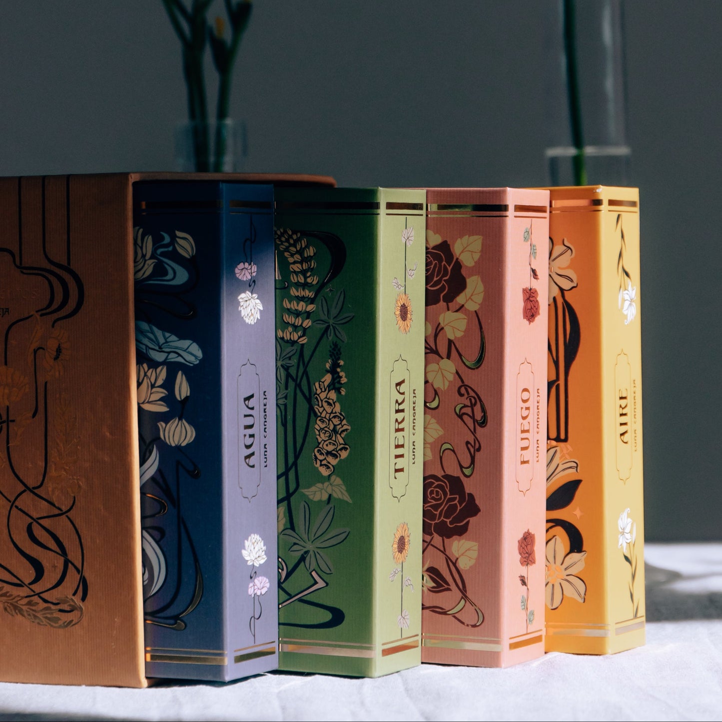 Oráculo Cuatro Elementos - Caja Premium Saga Completa